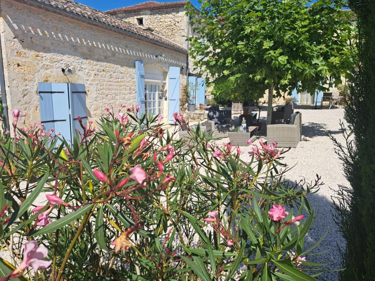 Bed and Breakfast La Nouvelle Vie En Quercy Montaigu-de-Quercy Esterno foto